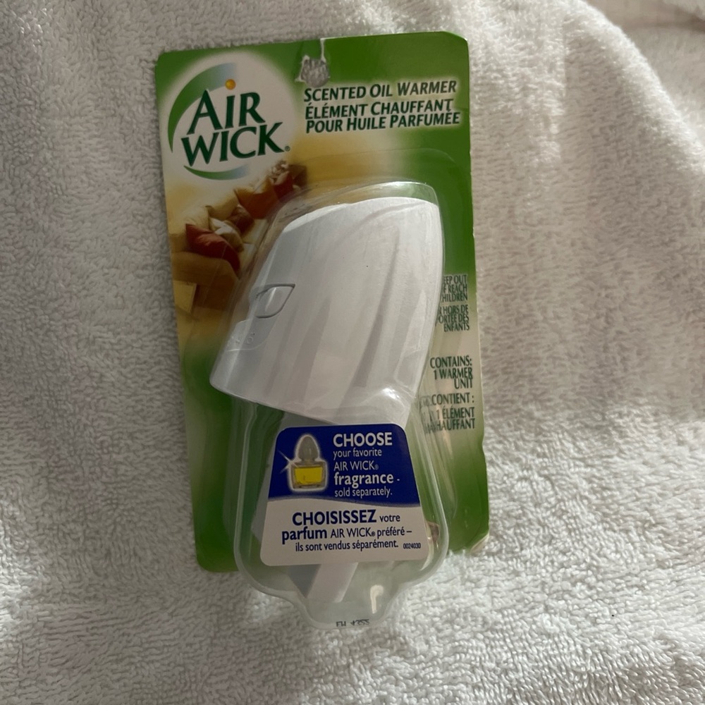 Air Wick Scented Oil Warmer Old Style Wall Plug Almost Vintage 2004 New Sealed